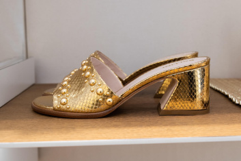 Fotoservizio/SS 2023/WOMEN/PRESENTAZIONE/POLLINI/DP2/41