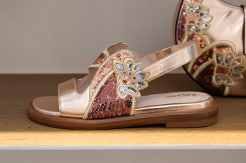 Fotoservizio/SS 2023/WOMEN/PRESENTAZIONE/POLLINI/DP2/43