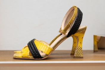 Fotoservizio/SS 2023/WOMEN/PRESENTAZIONE/POLLINI/DP2/67