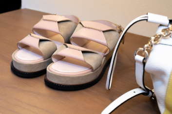 Fotoservizio/SS 2023/WOMEN/PRESENTAZIONE/POLLINI/DP2/77