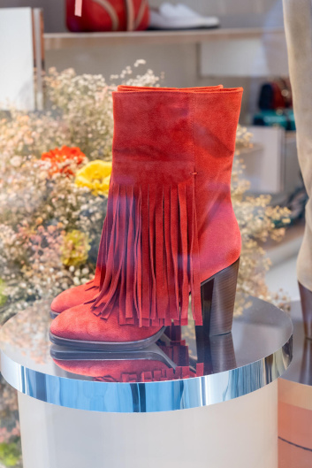 Fotoservizio/SS 2023/WOMEN/PRESENTAZIONE/POLLINI/DP2/109