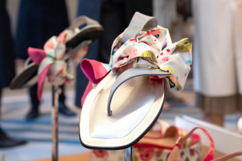 Fotoservizio/SS 2023/WOMEN/PRESENTAZIONE/POLLINI/DP2/103