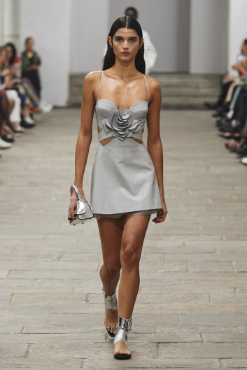 Fotoservizio/SS 2023/WOMEN/SFILATA/ERMANNO SCERVINO/DP2/11