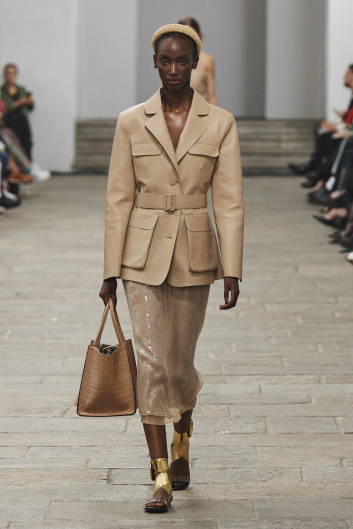 Fotoservizio/SS 2023/WOMEN/SFILATA/ERMANNO SCERVINO/DP2/18