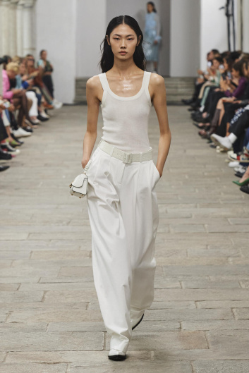 Fotoservizio/SS 2023/WOMEN/SFILATA/ERMANNO SCERVINO/DP2/13
