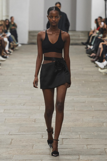 Fotoservizio/SS 2023/WOMEN/SFILATA/ERMANNO SCERVINO/DP2/44