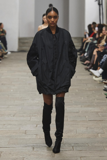 Fotoservizio/SS 2023/WOMEN/SFILATA/ERMANNO SCERVINO/DP2/45