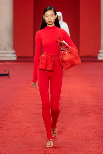 Fotoservizio/SS 2023/WOMEN/SFILATA/SALVATORE FERRAGAMO/DP2/5
