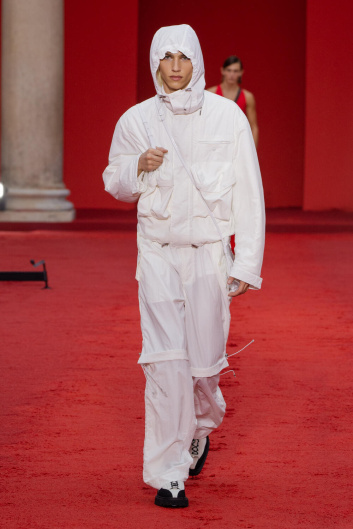 Fotoservizio/SS 2023/WOMEN/SFILATA/SALVATORE FERRAGAMO/DP2/6