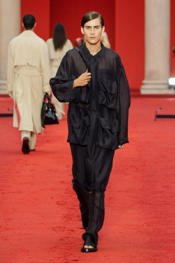 Fotoservizio/SS 2023/WOMEN/SFILATA/SALVATORE FERRAGAMO/DP2/13
