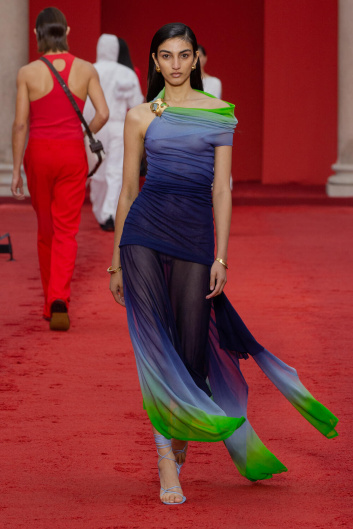 Fotoservizio/SS 2023/WOMEN/SFILATA/SALVATORE FERRAGAMO/DP2/17
