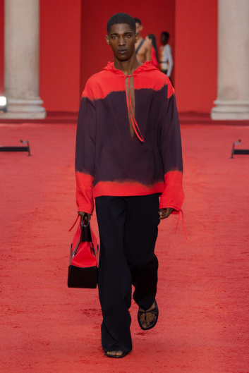 Fotoservizio/SS 2023/WOMEN/SFILATA/SALVATORE FERRAGAMO/DP2/10