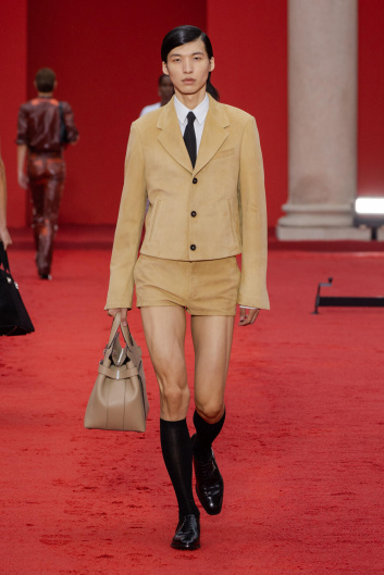 Fotoservizio/SS 2023/WOMEN/SFILATA/SALVATORE FERRAGAMO/DP2/26