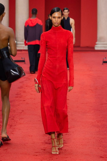 Fotoservizio/SS 2023/WOMEN/SFILATA/SALVATORE FERRAGAMO/DP2/21