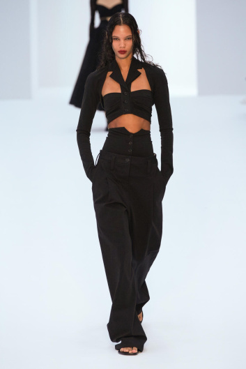 Fotoservizio/SS 2023/WOMEN/SFILATA/PHILOSOPHY DI LORENZO SERAFINI/DP2/1