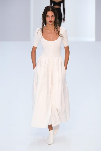 Fotoservizio/SS 2023/WOMEN/SFILATA/PHILOSOPHY DI LORENZO SERAFINI/DP2/4
