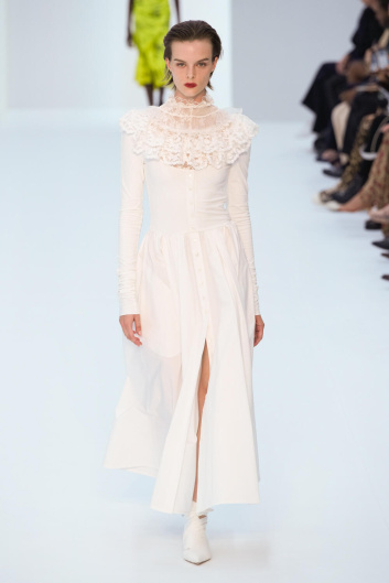 Fotoservizio/SS 2023/WOMEN/SFILATA/PHILOSOPHY DI LORENZO SERAFINI/DP2/8