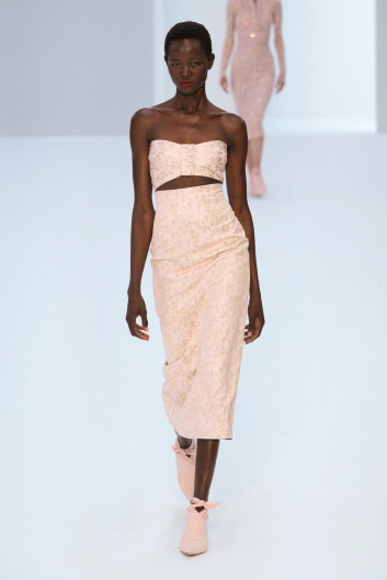 Fotoservizio/SS 2023/WOMEN/SFILATA/PHILOSOPHY DI LORENZO SERAFINI/DP2/8