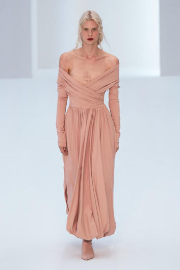 Fotoservizio/SS 2023/WOMEN/SFILATA/PHILOSOPHY DI LORENZO SERAFINI/DP2/5