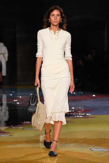 Fotoservizio/SS 2023/WOMEN/SFILATA/BOTTEGA VENETA/DP2/12