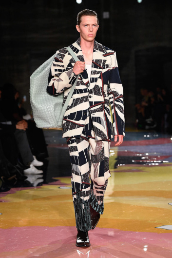 Fotoservizio/SS 2023/WOMEN/SFILATA/BOTTEGA VENETA/DP2/6
