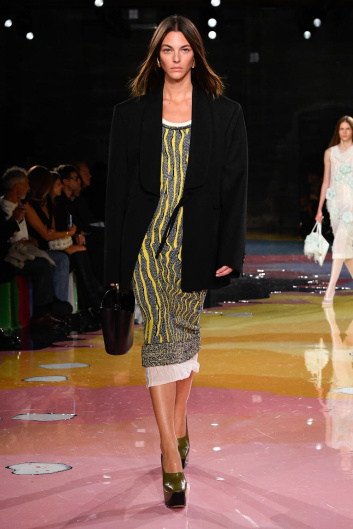 Fotoservizio/SS 2023/WOMEN/SFILATA/BOTTEGA VENETA/DP2/1