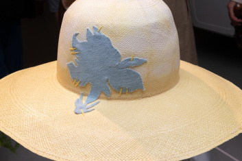Fotoservizio/SS 2023/WOMEN/PRESENTAZIONE/BORSALINO/DP2/62