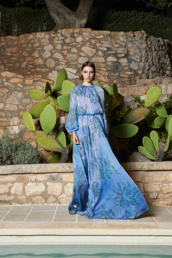 Fotoservizio/SS 2023/WOMEN/PRESENTAZIONE/RAMZEN/DP2/4