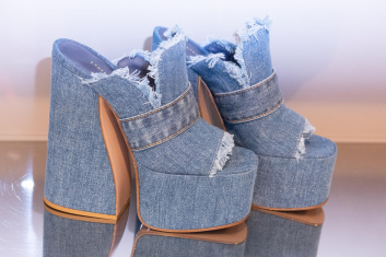 Fotoservizio/SS 2023/WOMEN/PRESENTAZIONE/LE SILLA/DP2/20