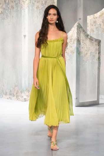 Fotoservizio/SS 2023/WOMEN/SFILATA/LUISA BECCARIA/DP2/1