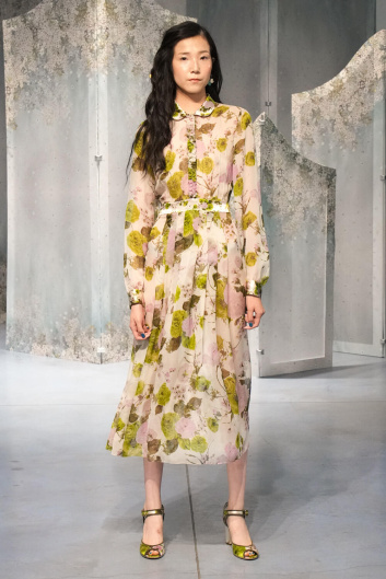 Fotoservizio/SS 2023/WOMEN/SFILATA/LUISA BECCARIA/DP2/17