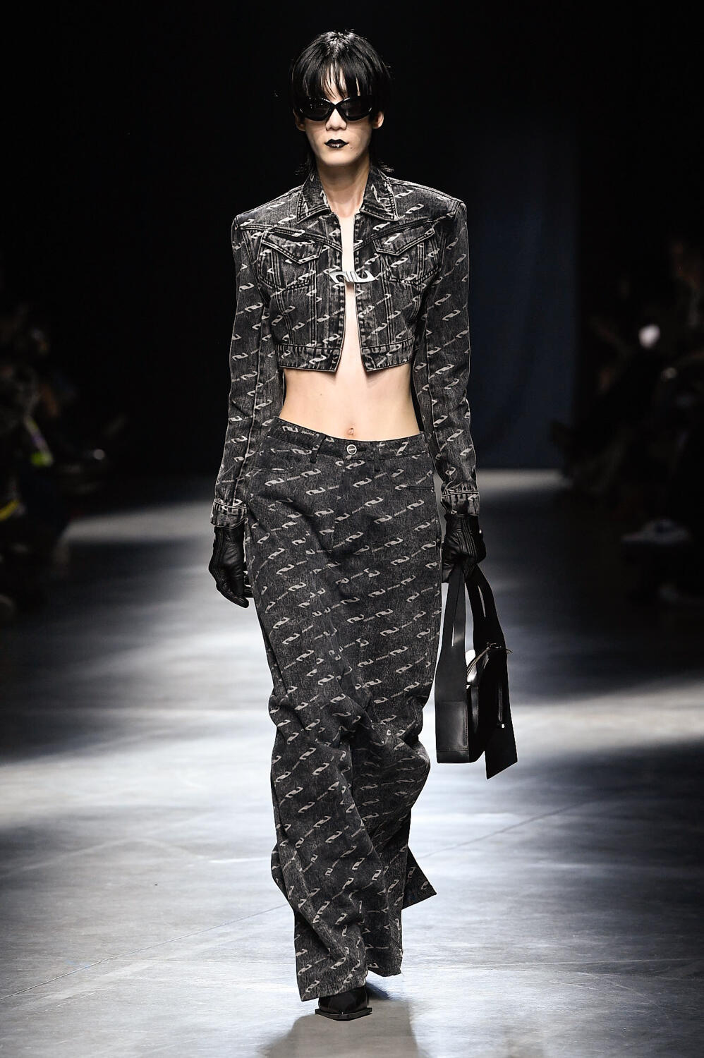 Fotoservizio/SS 2023/WOMEN/SFILATA/ANNAKIKI/DP2/2