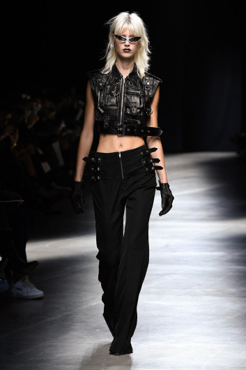 Fotoservizio/SS 2023/WOMEN/SFILATA/ANNAKIKI/DP2/12