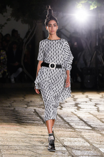 Fotoservizio/SS 2023/WOMEN/SFILATA/FRANCESCA LIBERATORE/DP2/2