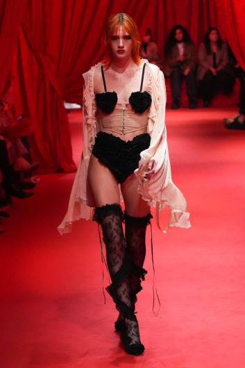 Fotoservizio/SS 2023/WOMEN/SFILATA/ANIYE RECORDS/DP2/15