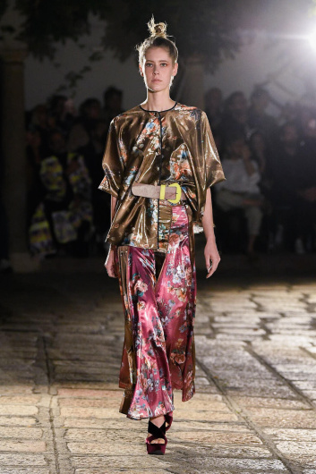 Fotoservizio/SS 2023/WOMEN/SFILATA/FRANCESCA LIBERATORE/DP2/10