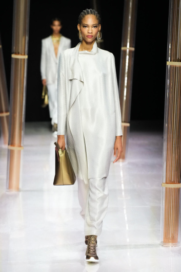Fotoservizio/SS 2023/WOMEN/SFILATA/GIORGIO ARMANI/DP2/0