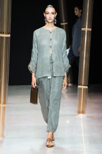 Fotoservizio/SS 2023/WOMEN/SFILATA/GIORGIO ARMANI/DP2/9