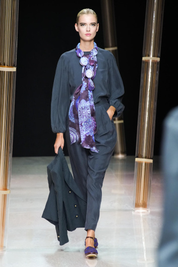 Fotoservizio/SS 2023/WOMEN/SFILATA/GIORGIO ARMANI/DP2/11