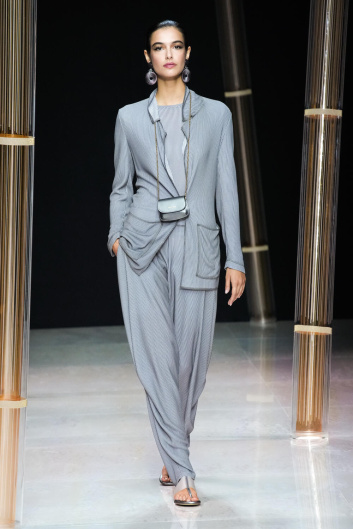 Fotoservizio/SS 2023/WOMEN/SFILATA/GIORGIO ARMANI/DP2/7