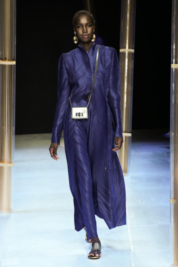 Fotoservizio/SS 2023/WOMEN/SFILATA/GIORGIO ARMANI/DP2/18