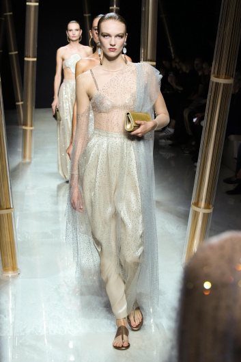 Fotoservizio/SS 2023/WOMEN/SFILATA/GIORGIO ARMANI/DP2/53