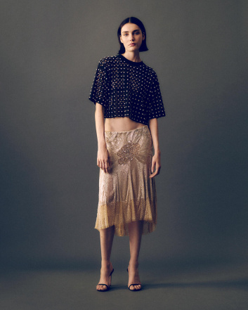 Fotoservizio/SS 2023/WOMEN/PRESENTAZIONE/DES_PHEMMES/DP2/1