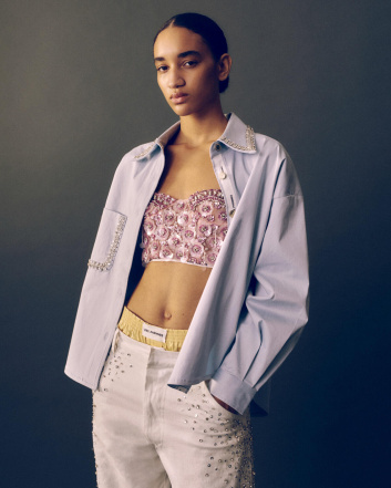 Fotoservizio/SS 2023/WOMEN/PRESENTAZIONE/DES_PHEMMES/DP2/12