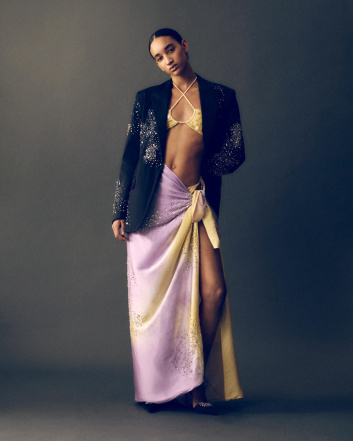 Fotoservizio/SS 2023/WOMEN/PRESENTAZIONE/DES_PHEMMES/DP2/22