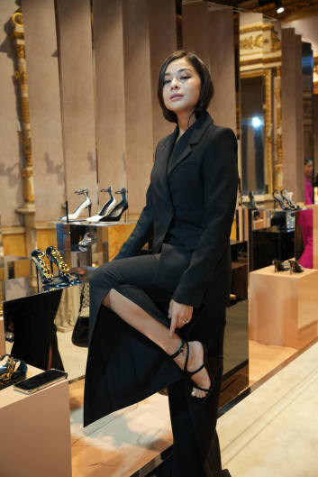 Fotoservizio/SS 2023/WOMEN/PRESENTAZIONE/GIUSEPPE ZANOTTI/DP2/32