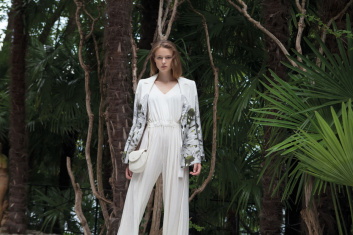 LARUSMIANI SS16 Woman 2