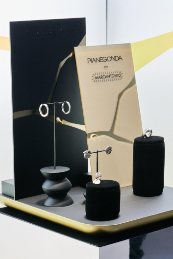 Fotoservizio/SS 2023/DESIGN/EVENTO/PIANEGONDA/DP2/28