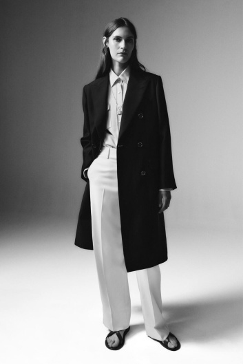 Fotoservizio/SS 2024/MEN/PRESENTAZIONE/BRIONI/DP2/1