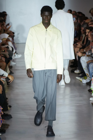 Fotoservizio/SS 2024/MEN/SFILATA/NEIL BARRETT/DP2/2